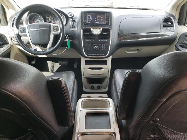 Photo 8 from auction – 2016 CHRYSLER TOWN & COU with VIN 2C4RC1BG5GR280707