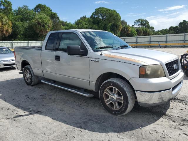 Zdjęcie 4 z aukcji – 2004 FORD F150 z VIN 1FTRX12W44NA65064