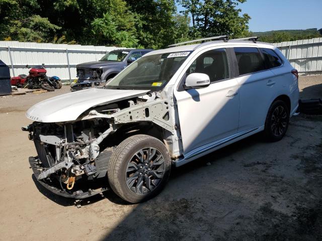 MITSUBISHI OUTLANDER 2018 with VIN JA4J24A51JZ071182 - Photo from auction