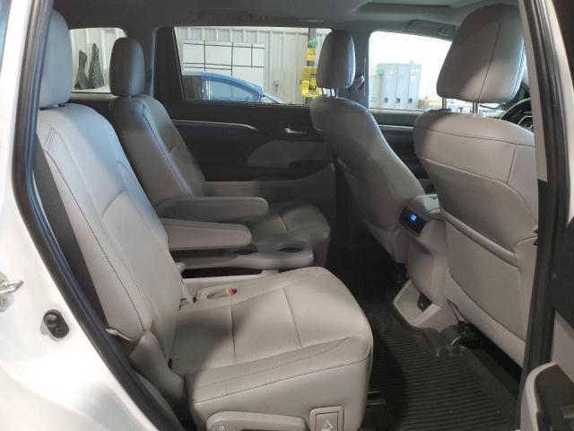 Photo 11 from auction – 2019 TOYOTA HIGHLANDER with VIN 5TDYZRFH0KS360122