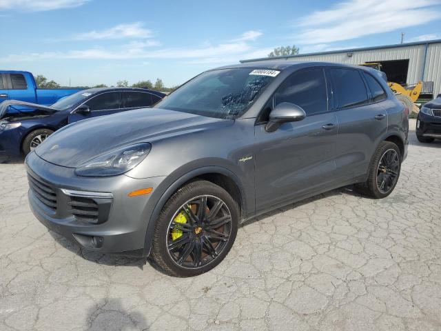 PORSCHE CAYENNE SE 2016 with VIN WP1AE2A24GLA64745 - Photo from auction