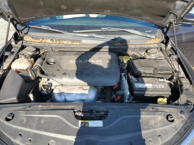 Photo 11 from auction – 2017 CHRYSLER 200 LIMITE with VIN 1C3CCCABXHN505245