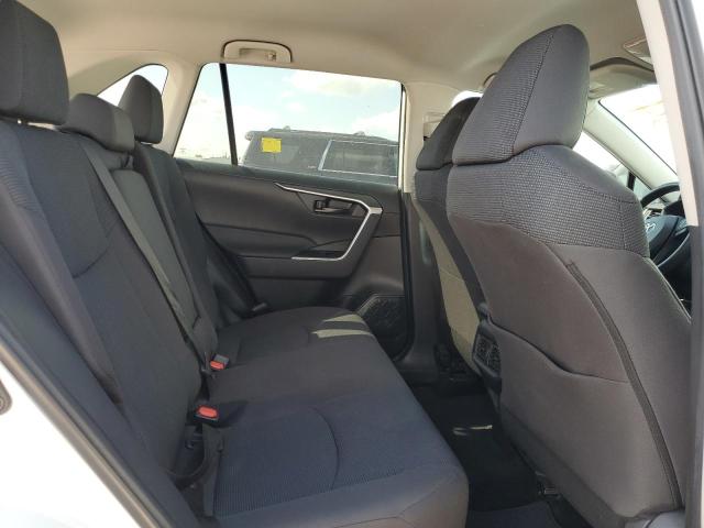 Photo 11 from auction – 2023 TOYOTA RAV4 LE with VIN 2T3H1RFV8PC243750
