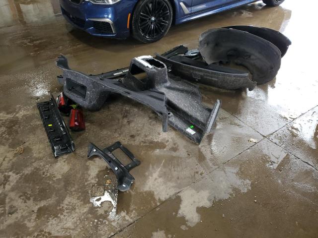 Photo 12 from auction – 2019 BMW M550XI with VIN WBAJB9C58KB287604