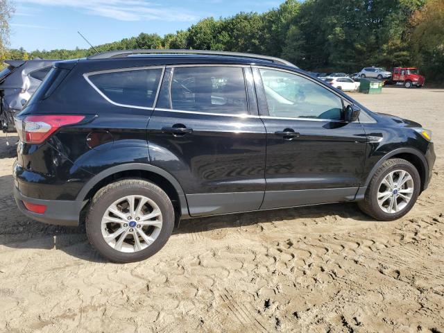 Photo 3 from auction – 2017 FORD ESCAPE SE with VIN 1FMCU9GD5HUD47368