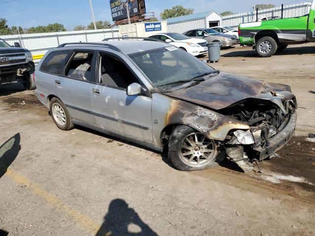 Photo 4 from auction – 2001 VOLVO V40 1.9T with VIN YV1VW29531F601362