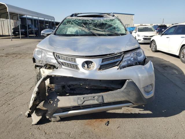 Photo 5 from auction – 2015 TOYOTA RAV4 LIMIT with VIN 2T3YFREV3FW199981