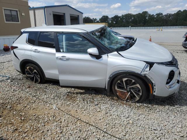 Photo 4 from auction – 2024 MITSUBISHI OUTLANDER with VIN JA4J4VA88RZ030571
