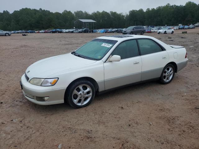 LEXUS ES 300 2000 with VIN JT8BF28G7Y5083072 - Photo from auction