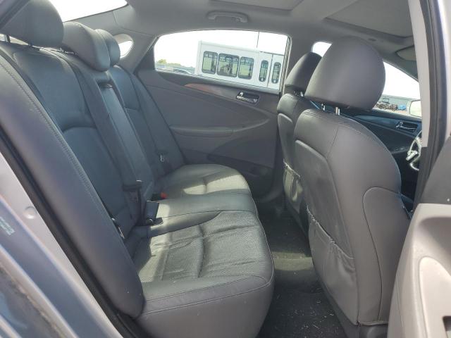 Photo 10 from auction – 2015 HYUNDAI SONATA HYB with VIN KMHEC4A46FA127906