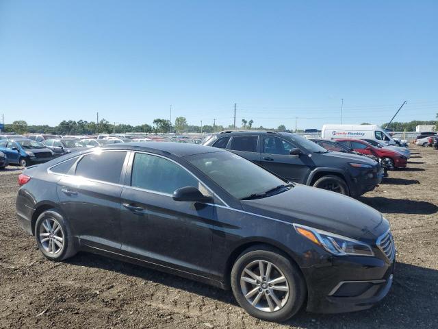 Photo 4 from auction – 2016 HYUNDAI SONATA SE with VIN 5NPE24AF0GH423572