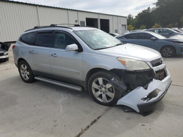 Photo 4 from auction – 2010 CHEVROLET TRAVERSE L with VIN 1GNLRHED4AJ223254