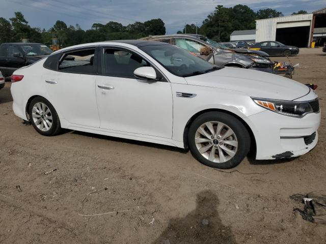 Photo 4 from auction – 2016 KIA OPTIMA EX with VIN 5XXGU4L3XGG092615