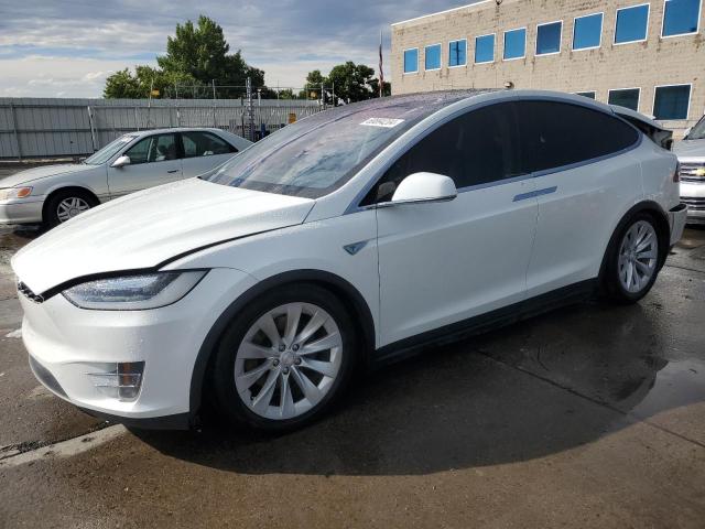 TESLA MODEL X 2016 with VIN 5YJXCBE20GF005299 - Photo from auction