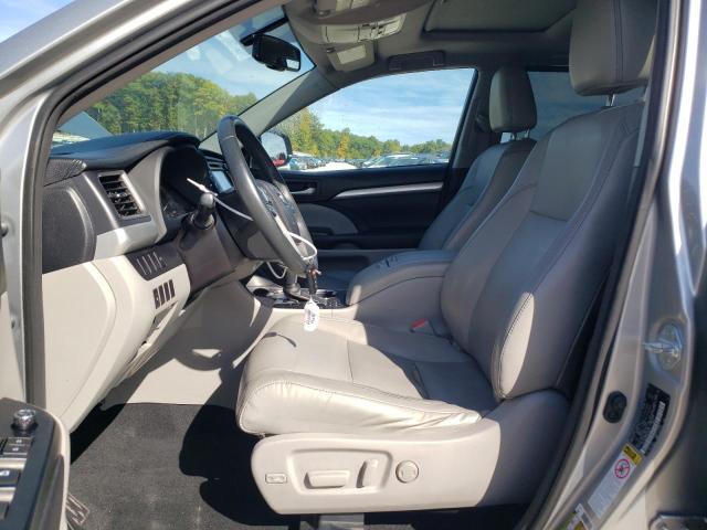 Photo 7 from auction – 2016 TOYOTA HIGHLANDER with VIN 5TDJKRFH4GS306772
