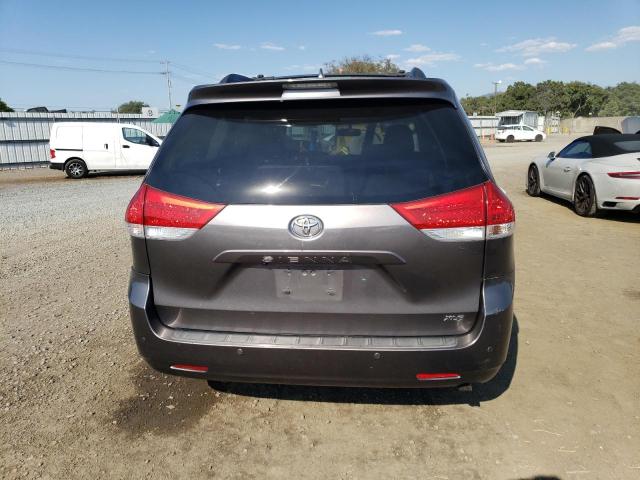 Photo 6 from auction – 2011 TOYOTA SIENNA XLE with VIN 5TDYK3DC1BS001564