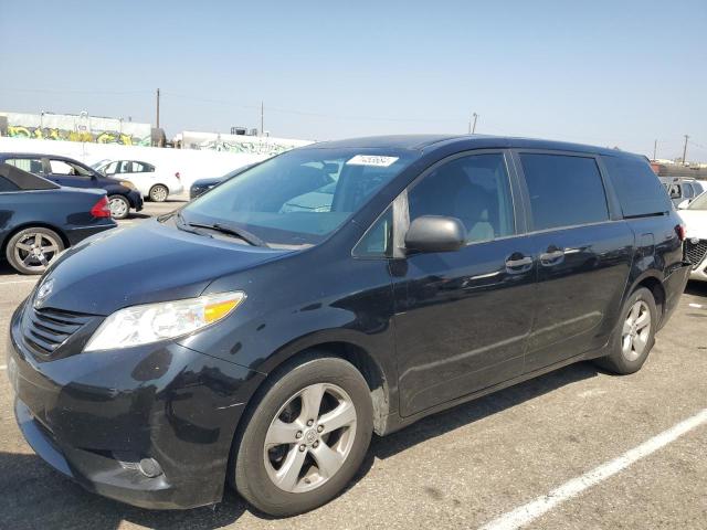 TOYOTA SIENNA 2017 with VIN 5TDZZ3DC5HS857541 - Photo from auction
