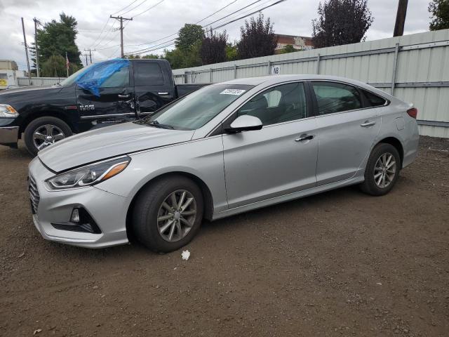 HYUNDAI SONATA SE 2018 with VIN 5NPE24AF3JH715529 - Photo from auction