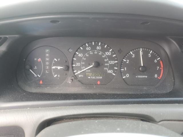 Photo 9 from auction – 2000 TOYOTA CAMRY CE with VIN 4T1BG22K4YU687191