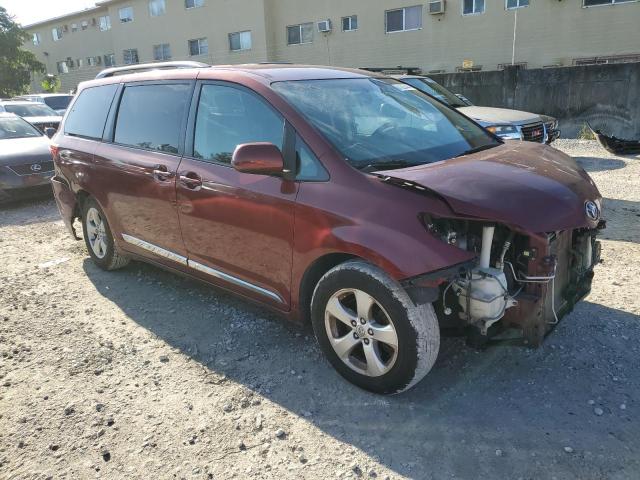 Photo 4 from auction – 2017 TOYOTA SIENNA LE with VIN 5TDKZ3DC9HS780481