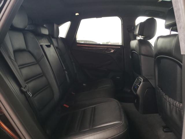 Photo 11 from auction – 2017 PORSCHE MACAN TURB with VIN WP1AF2A52HLB60768