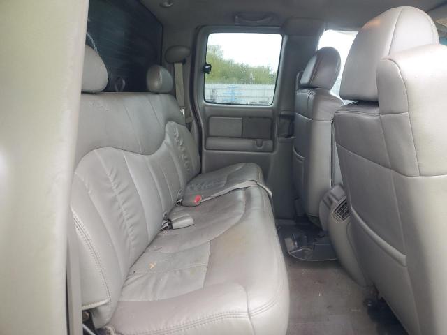 Photo 10 from auction – 2002 CHEVROLET SILVERADO with VIN 2GCEK19T521324572