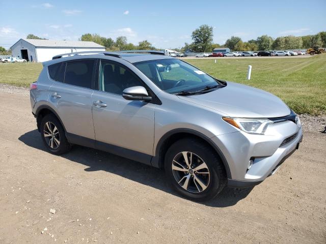 Photo 4 from auction – 2016 TOYOTA RAV4 XLE with VIN 2T3RFREV2GW488985
