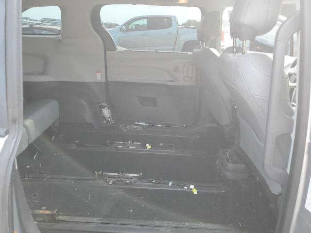 Photo 11 from auction – 2021 TOYOTA SIENNA XLE with VIN 5TDYSKFC0MS002229