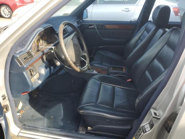 Photo 7 from auction – 1995 MERCEDES-BENZ E 320 BASE with VIN WDBEA32E1SC209146
