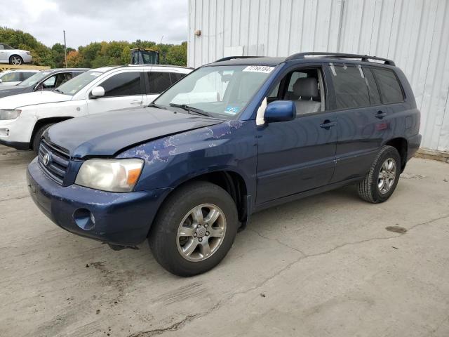 TOYOTA HIGHLANDER 2004 with VIN JTEEP21A740035706 - Photo from auction