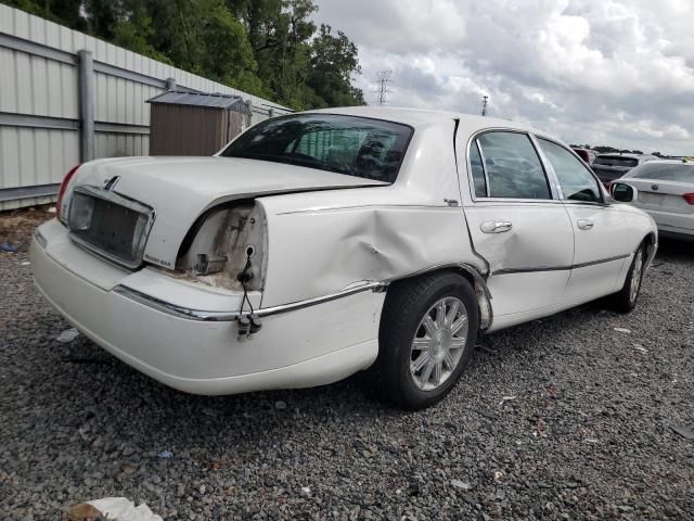 Photo 3 from auction – 2011 LINCOLN TOWN CAR with VIN 2LNBL8CV4BX757294