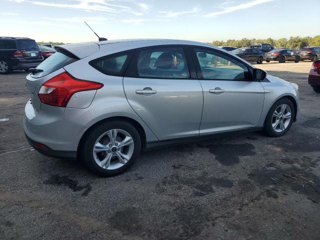 Photo 3 from auction – 2014 FORD FOCUS SE with VIN 1FADP3K2XEL456760