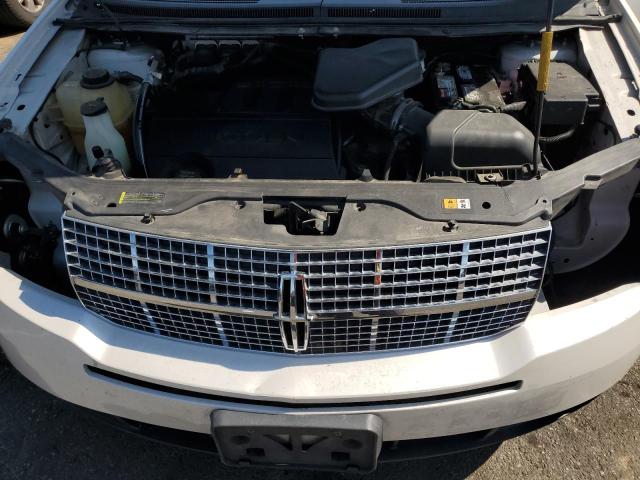 Photo 12 from auction – 2009 LINCOLN MKX with VIN 2LMDU68C59BJ01165
