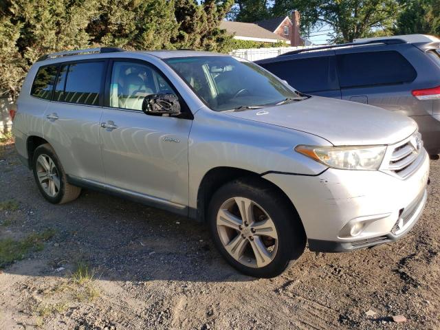 Photo 4 from auction – 2011 TOYOTA HIGHLANDER with VIN 5TDDK3EH5BS076728