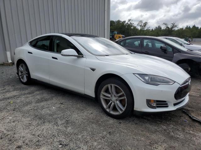 Photo 4 from auction – 2014 TESLA MODEL S with VIN 5YJSA1H12EFP53336