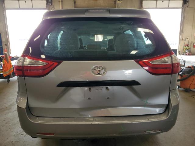 Photo 6 from auction – 2017 TOYOTA SIENNA with VIN 5TDZZ3DC5HS887493