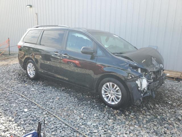 Photo 4 from auction – 2015 TOYOTA SIENNA XLE with VIN 5TDYK3DC9FS653001