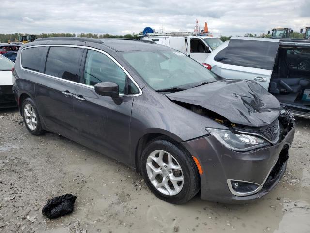 Photo 4 from auction – 2017 CHRYSLER PACIFICA T with VIN 2C4RC1BG5HR795952