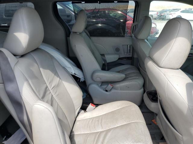 Photo 11 from auction – 2011 TOYOTA SIENNA XLE with VIN 5TDDK3DC3BS024133