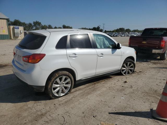 Photo 3 from auction – 2015 MITSUBISHI OUTLANDER with VIN 4A4AP4AU2FE007545