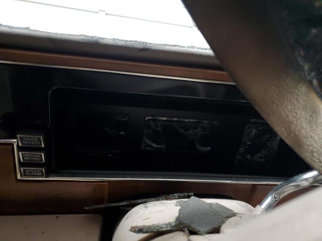 Photo 9 from auction – 1992 LINCOLN CONTINENTA with VIN 1LNLM9745NY696650