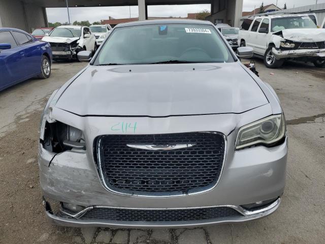Photo 5 from auction – 2016 CHRYSLER 300 LIMITE with VIN 2C3CCARG8GH224783