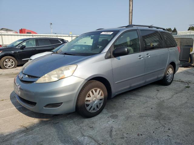 TOYOTA SIENNA CE 2010 with VIN 5TDKK4CC1AS322810 - Photo from auction