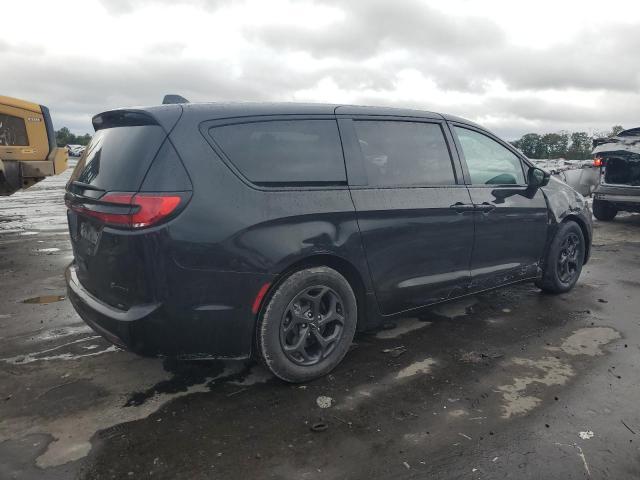 Photo 3 from auction – 2022 CHRYSLER PACIFICA H with VIN 2C4RC1L72NR212487