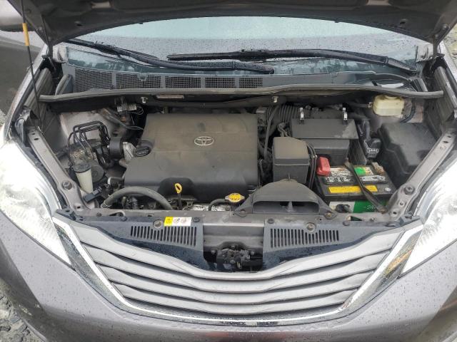 Photo 12 from auction – 2014 TOYOTA SIENNA XLE with VIN 5TDYK3DC3ES522774