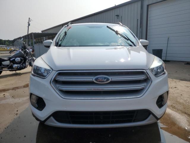 Photo 5 from auction – 2018 FORD ESCAPE SE with VIN 1FMCU9GD9JUB45297
