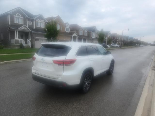 Photo 4 from auction – 2019 TOYOTA HIGHLANDER with VIN 5TDBZRFH3KS997124