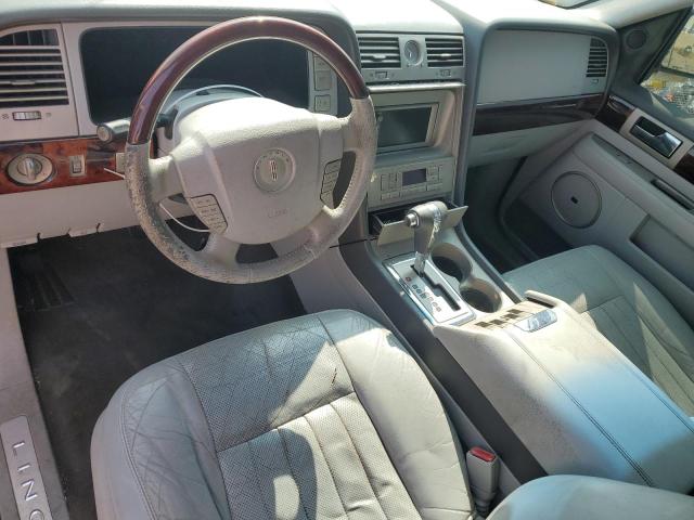 Photo 8 from auction – 2006 LINCOLN NAVIGATOR with VIN 5LMFU28596LJ05811