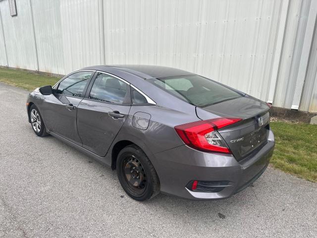 Photo 3 from auction – 2017 HONDA CIVIC LX with VIN 19XFC2F57HE005828