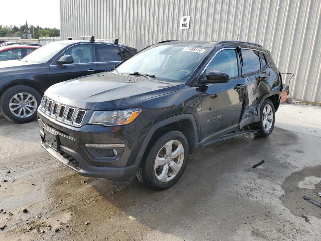 JEEP COMPASS LA 2019 with VIN 3C4NJDBB6KT672319 - Photo from auction